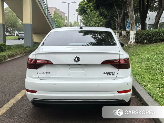 Volkswagen Sagitar 2022 Белый из Китая, фото 5