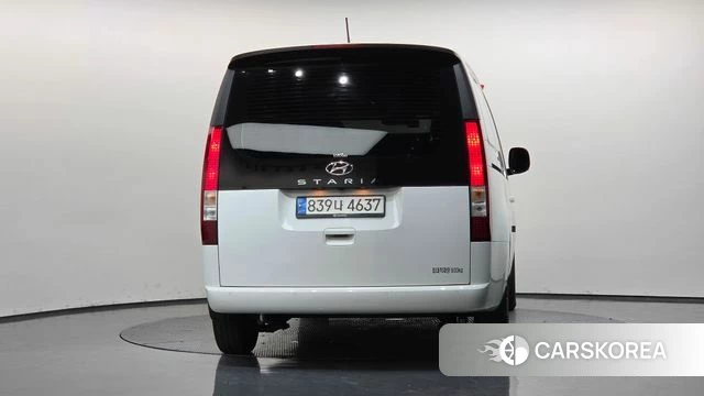 Hyundai Staria id 4401353 из Кореи 14
