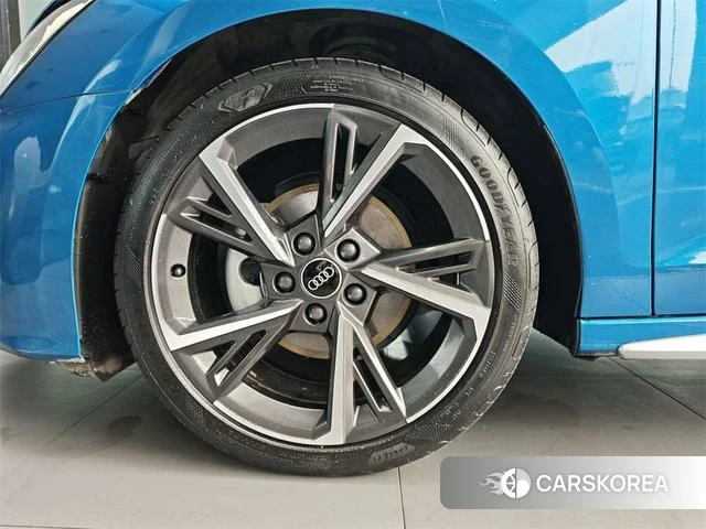 Audi A3 id 4348560 из Китая 10