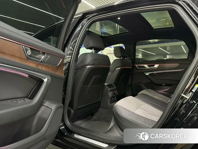 Audi A6L 2022 Черный из Китая, фото 4