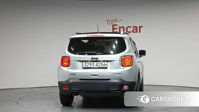 Jeep Renegade id 3834055 из Кореи 14