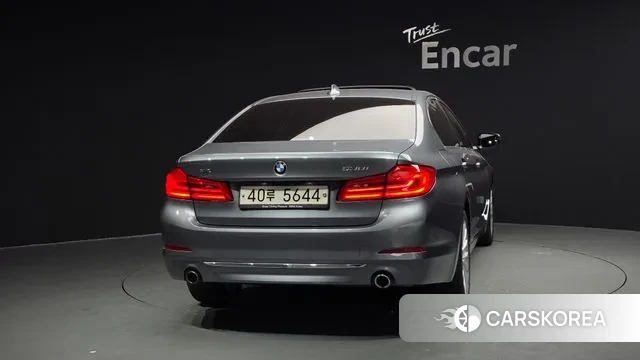 BMW 5 Series (G30) id 3723716 из Кореи 14