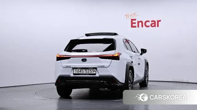 Lexus UX250h id 3427439 из Кореи 14