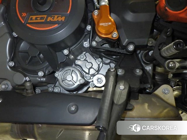 Engine photo