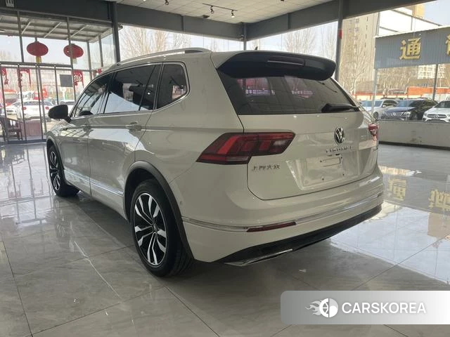 Volkswagen Tiguan L 2021 Белый из Китая, фото 4
