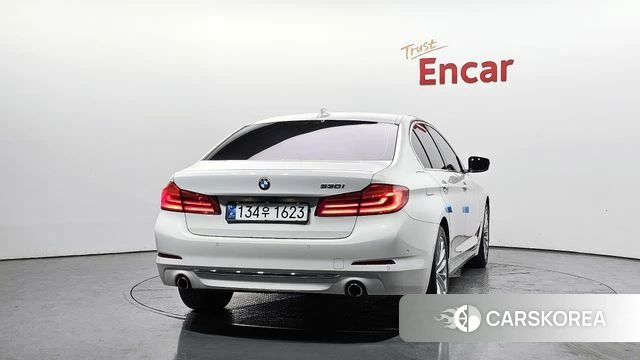 BMW 5 Series (G30) id 3800991 из Кореи 14