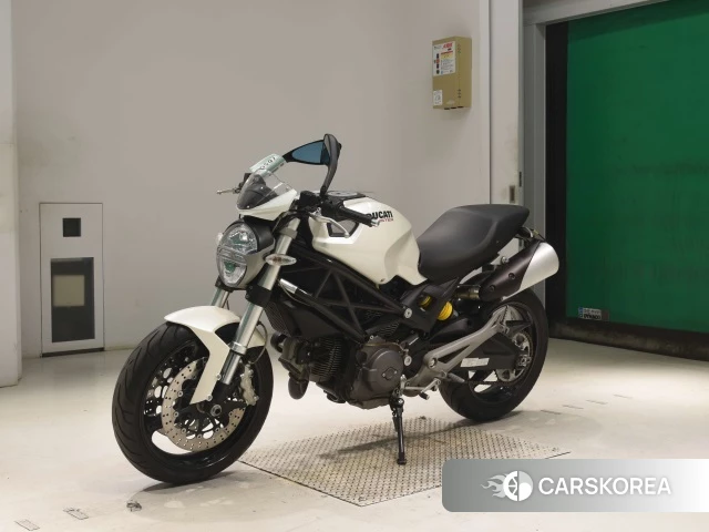 Проданный Ducati MONSTER 696 2010 из Японии, фото 5