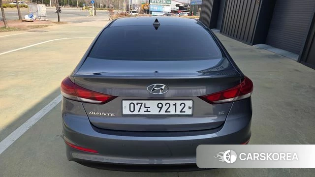 Hyundai Avante AD id 3856629 из Кореи 13