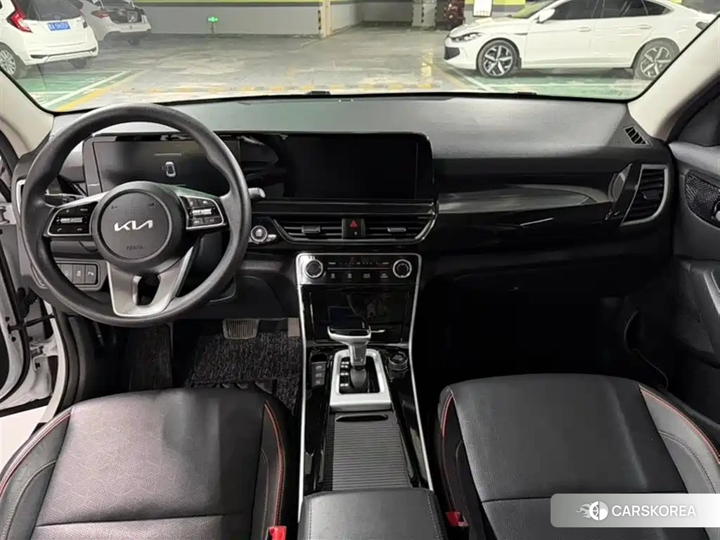 Kia Seltos 2023 Белый из Китая, фото 4