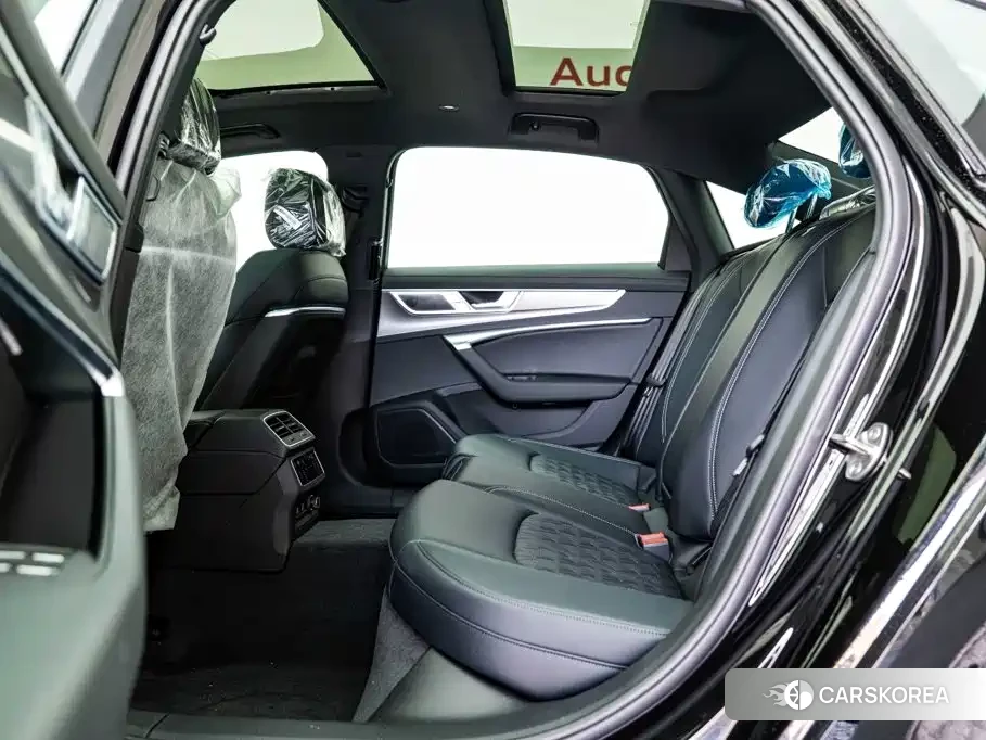 Audi A6L 2026 Черный из Китая, фото 5