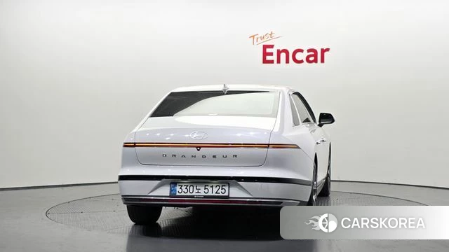 Hyundai Grandeur (GN7) id 4401125 из Кореи 14