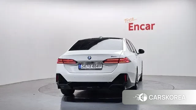 BMW 5 Series (G60) id 3700902 из Кореи 14