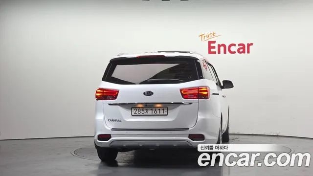 Kia The New Carnival id 2956284 из Кореи 14