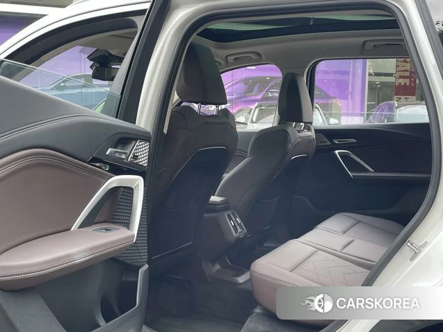BMW X1 id 4265750 из Китая 8