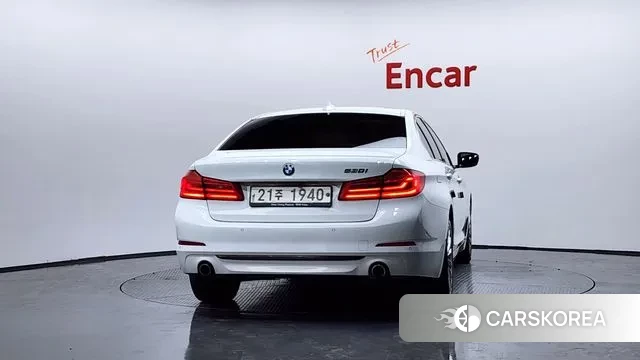 BMW 5 Series (G30) id 3351146 из Кореи 14