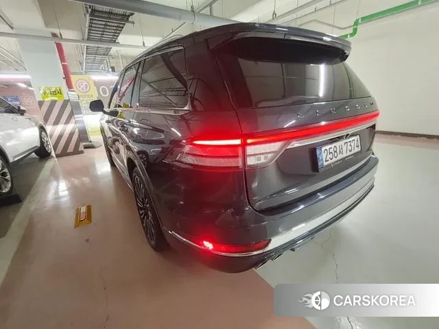 Lincoln Aviator 2nd generation 2020 Небесно-голубой из Кореи, фото 6