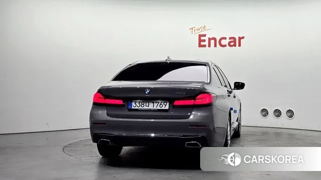 BMW 5 Series (G30) id 3639611 из Кореи 14