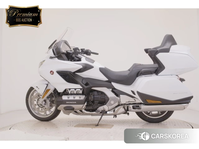 Проданный Honda GL1800 TOUR DCT 2026 из Японии, фото 3
