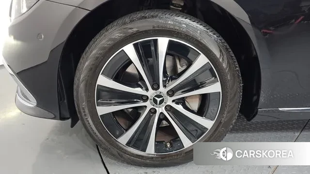 Mercedes-Benz E-Class W213 id 3587327 из Кореи 14