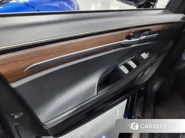 Genesis G90 id 3060342 из Кореи 8