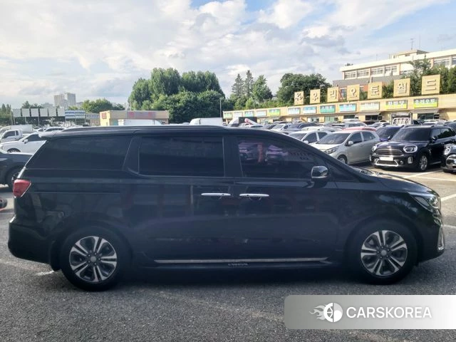 Kia The New Carnival id 4563149 из Кореи 14