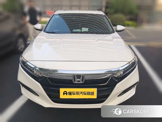 Honda Accord 2021 Белый из Китая, фото 4