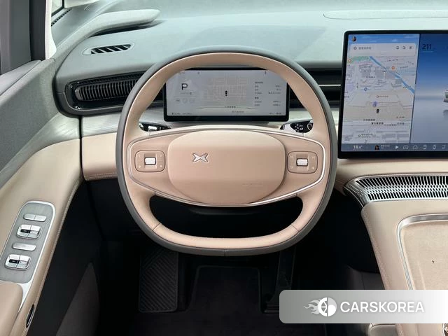 Xiaopeng Motors Xiaopeng X9 id 3909045 из Китая 13