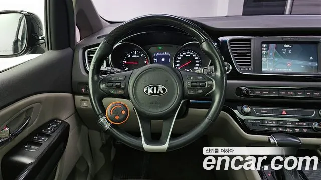 Kia All New Carnival id 2676443 из Кореи 14