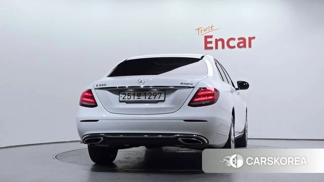 Mercedes-Benz E-Class W213 id 3813783 из Кореи 14