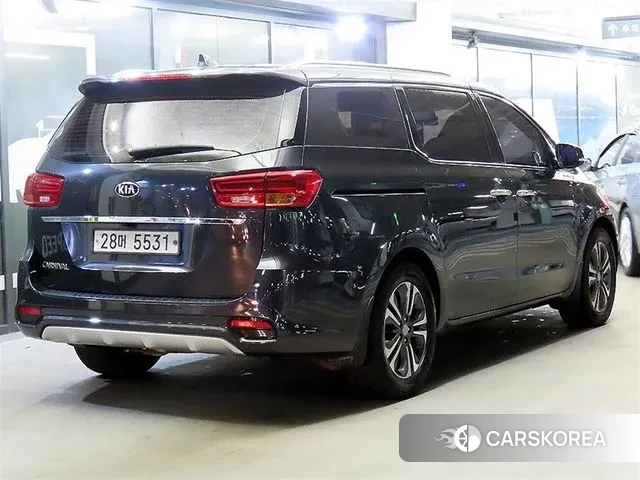 Kia The New Carnival id 3520601 из Кореи 14