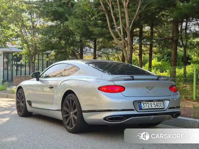 Bentley Continental GT 3rd Generation 2018 Серебряный из Кореи, фото 4
