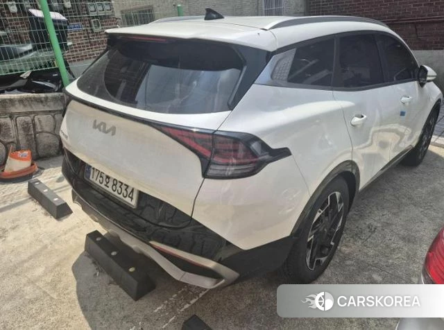 Kia Sportage 5th Generation 2023 Белый из Кореи, фото 4