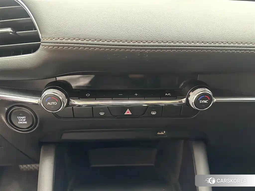 Mazda 3 id 4576496 из Китая 18