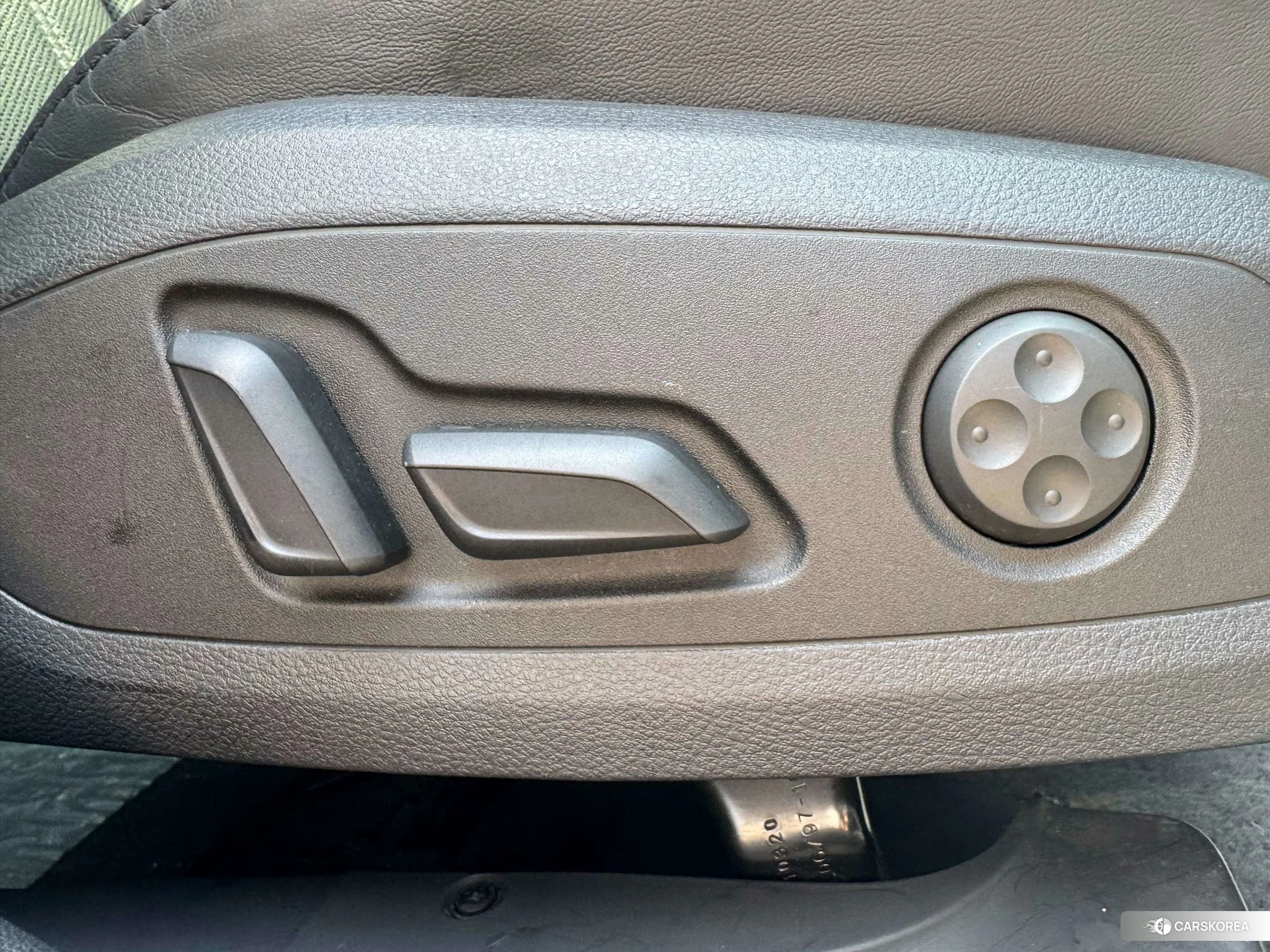 Audi A4L id 4455153 из Китая 18