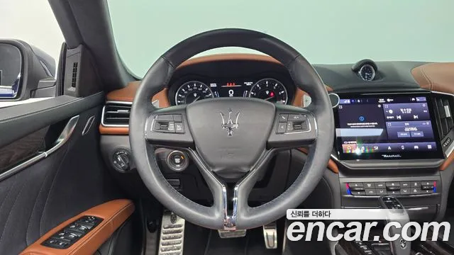 Maserati Ghibli id 2528626 из Кореи 14