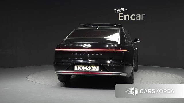 Hyundai Grandeur (GN7) id 3940298 из Кореи 14