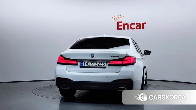 BMW 5 Series (G30) id 4362027 из Кореи 27
