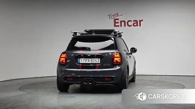 Mini Cooper S id 3692388 из Кореи 14