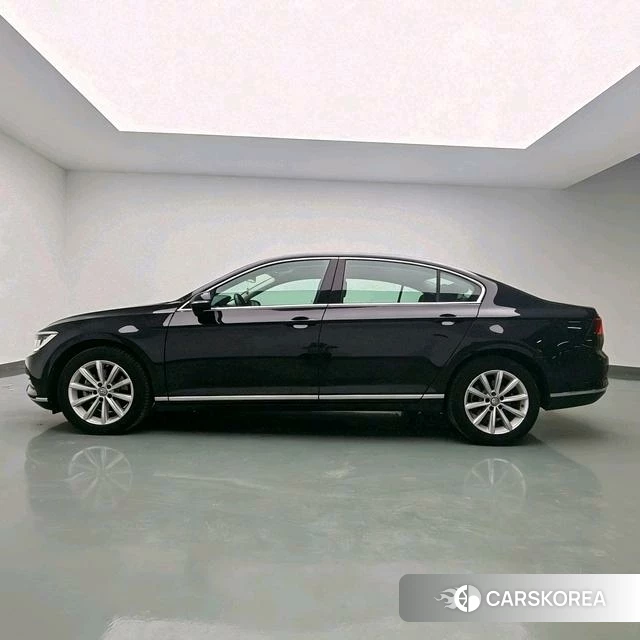 Volkswagen Magotan id 4235885 из Китая 14