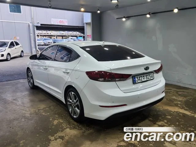 Hyundai Avante AD id 2625940 из Кореи 14