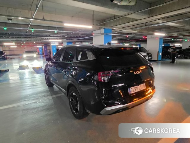 Kia The New Sportage 5th Generation Hybrid 2025 Черный из Кореи, фото 4