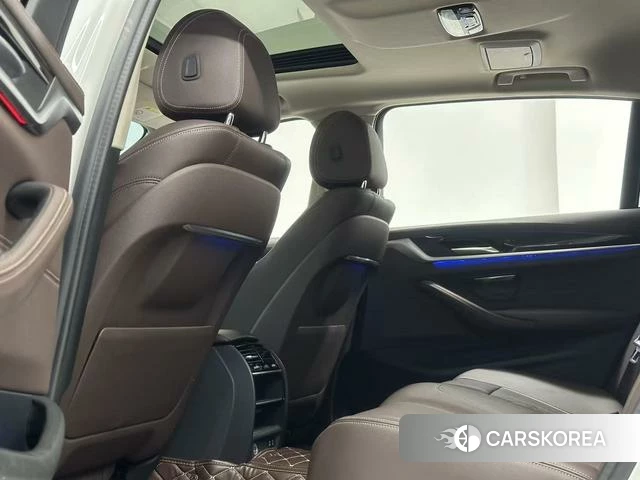 BMW 5 series 2021 Белый из Китая, фото 6