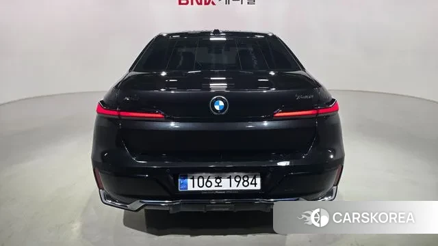 BMW 7 Series (G70) id 3393943 из Кореи 14