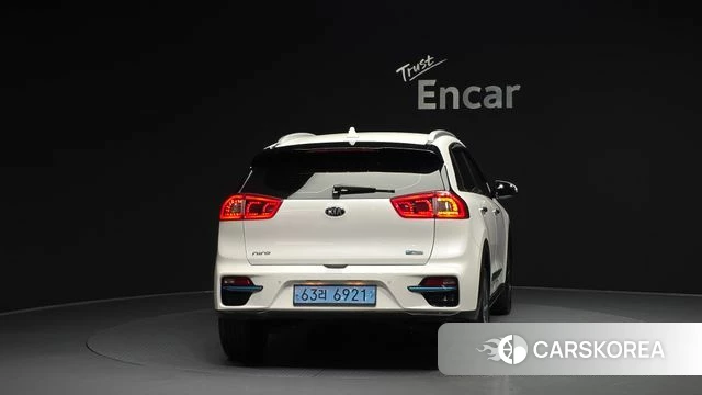 Kia Niro EV id 3843994 из Кореи 14