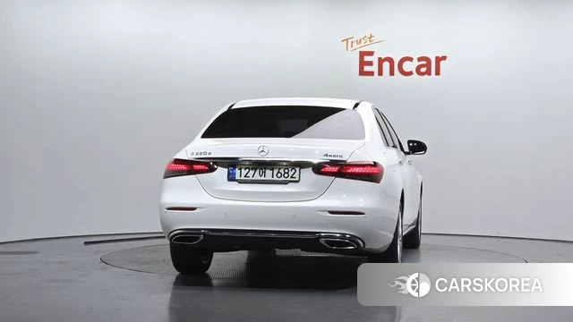 Mercedes-Benz E-Class W213 id 4636957 из Кореи 25