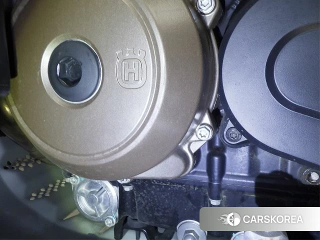 Engine photo