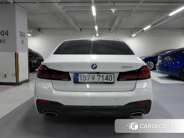 BMW 5 Series (G30) id 3941158 из Кореи 12