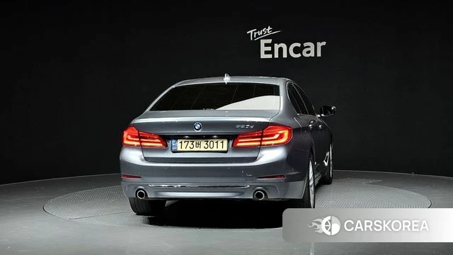 BMW 5 Series (G30) id 4196782 из Кореи 14