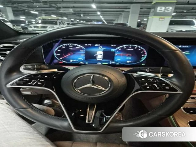 Mercedes-Benz E-Class W213 2022 Белый из Кореи, фото 4