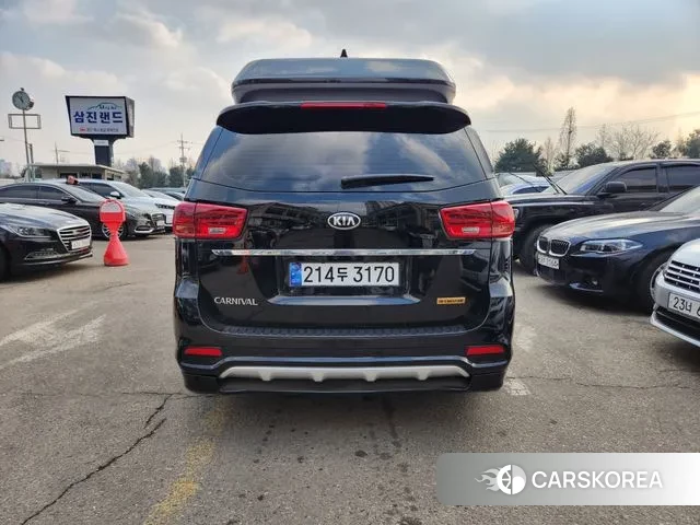 Kia The New Carnival id 3687132 из Кореи 13